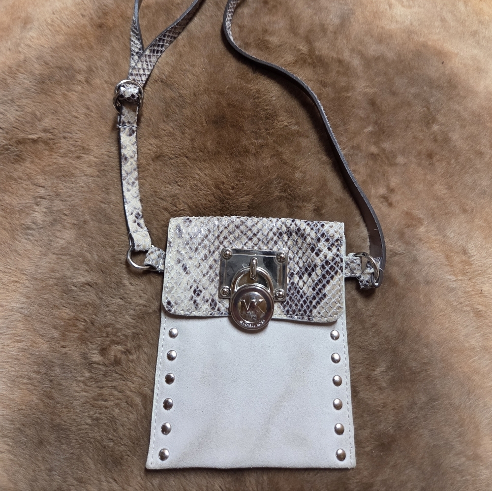 Michael Kors Snake-Embossed Leather Mini CrossbStylish Snake Print Crossbody Bag